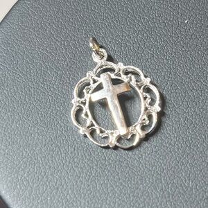 Vintage Silver Cross Pendant Charm. Bracelet or necklace.